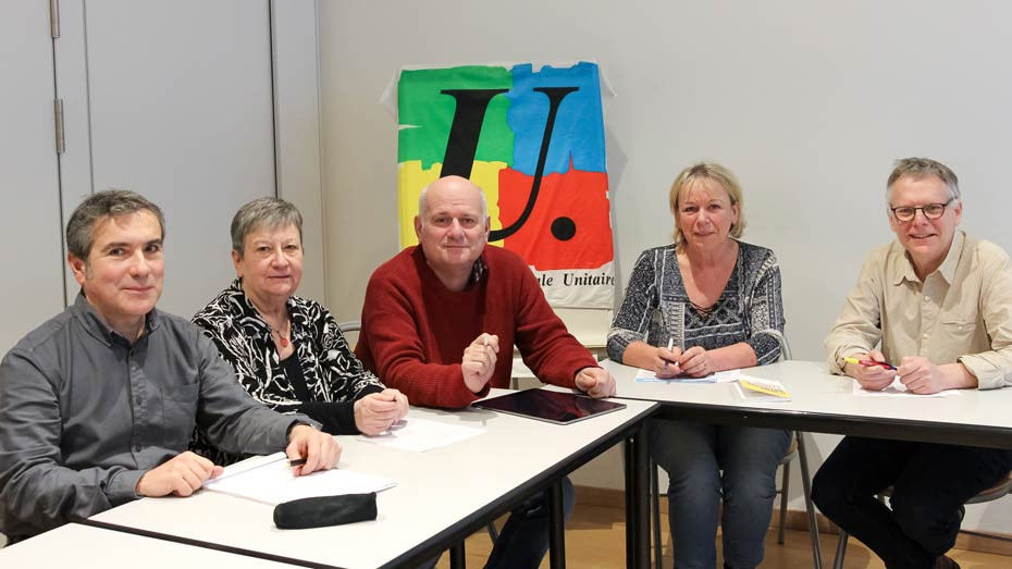 Hervé Moreau (Snes), Brigitte Sénèque (SNU Tefe), Yann Mahieux (Snasub), Luce Desseaux (SnuIPP), Jean-Luc Pirenet (Snuter) (de g. à dr.) - © DR